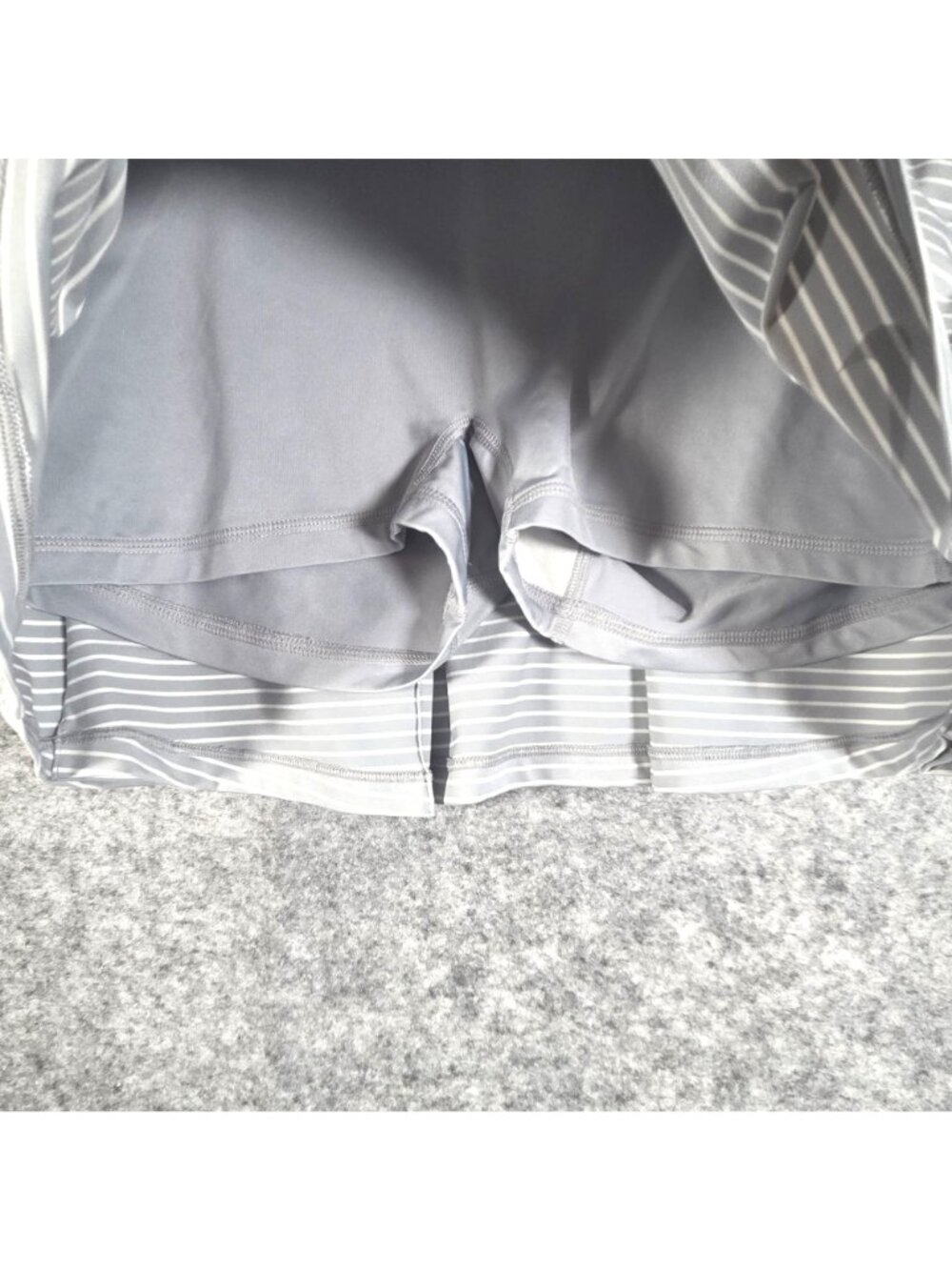 Nike Golf Striped Skort Gray M Dri-FIT Athletic Tennis Country Club - Picture 4 of 12